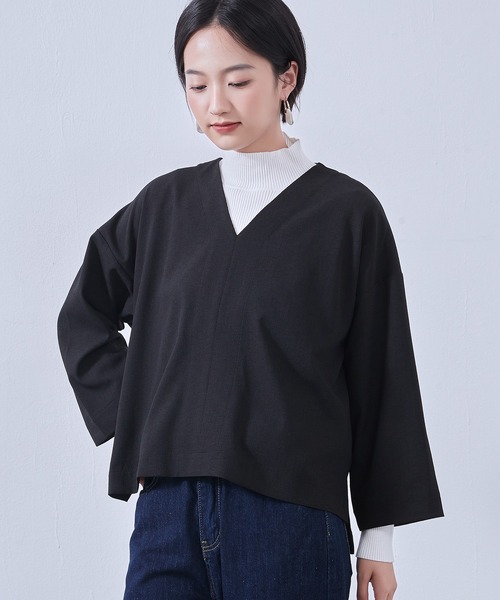 On One's Own（オンワンズオン）の「On One's Own Vネックセンターシーム長袖ミニマルシンプルトップ（その他トップス・レディース・ブラック/グレー/グリーン/マルーン・FREE）」の6枚目の写真
