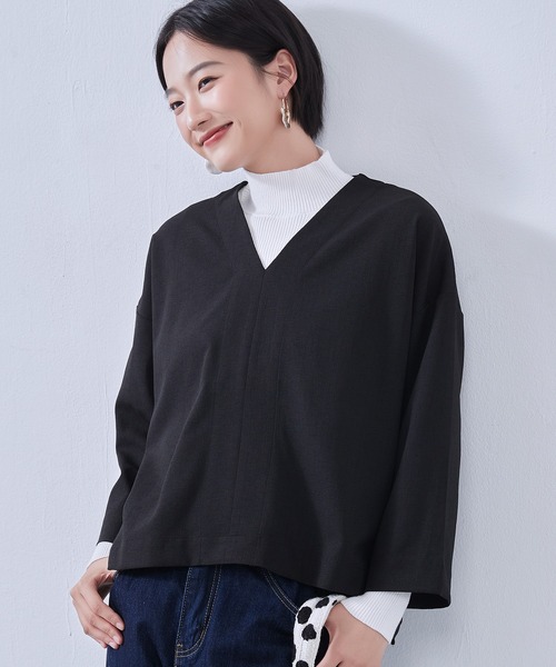 On One's Own（オンワンズオン）の「On One's Own Vネックセンターシーム長袖ミニマルシンプルトップ（その他トップス・レディース・ブラック/グレー/グリーン/マルーン・FREE）」の7枚目の写真