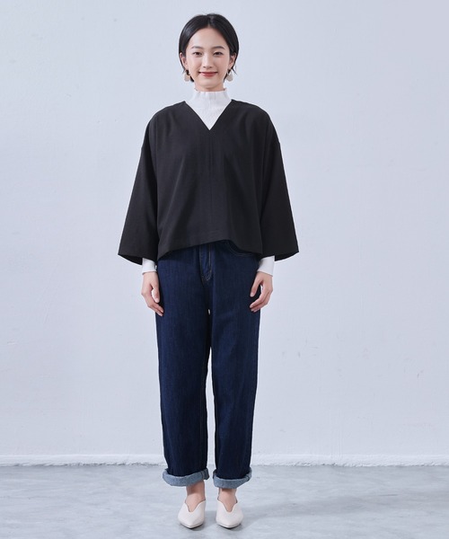On One's Own（オンワンズオン）の「On One's Own Vネックセンターシーム長袖ミニマルシンプルトップ（その他トップス・レディース・ブラック/グレー/グリーン/マルーン・FREE）」の16枚目の写真