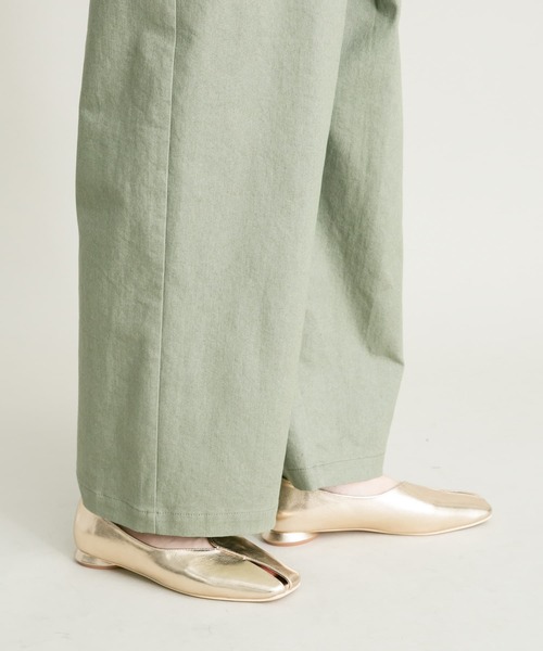 KBF（ケイビーエフ）の「メタリックカットデザインパンプス（パンプス・レディース・ゴールド/シルバー・37/38/36）」の6枚目の写真