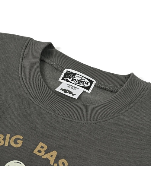 NOTHINKER(ノーシンカー)の「BIG BASS WORLD WIDE Crewneck Sweat(スウェット・メンズ・グレー系その他/バーガンディー・LARGE/X-LARGE/MEDIUM/SMALL/XX-LARGE)」の6枚目の写真