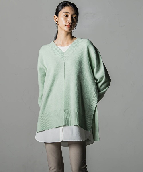 la.f…(ラエフ)の「【手洗い可能/WEB限定色あり】MUSIC12GウールカシミヤVネックチュニックニット(ニット/セーター・レディース・オフホワイト/グリーン/ライトグレー/ブルー/ピンク/チャコールグレー/パープル・9号/7号)」の4枚目の写真