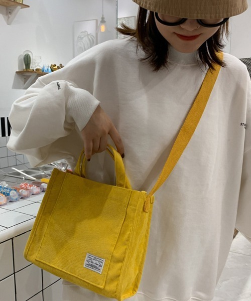 Miniministore（ミニミニストア）の「コーデュロイ ミニトートバッグ 3way（ショルダーバッグ・レディース・ブラック/ダークグリーン/ベージュ/イエロー/レンガ・フリー）」の9枚目の写真