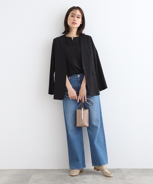 INDIVI(インディヴィ)の「◆【洗える/UVケア/SETUP可能】キーネック6分袖ブラウス(シャツ/ブラウス・レディース・ネイビー/ナチュラル/スミクロ/ブラック・13/03/38/34/19/12/05/15 )」の10枚目の写真