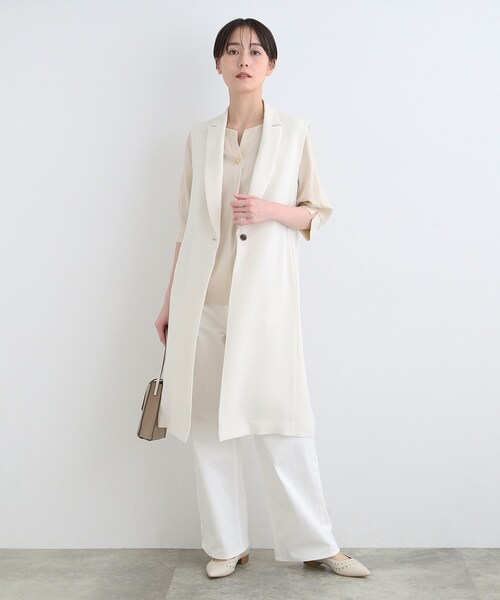 INDIVI(インディヴィ)の「◆【洗える/UVケア/SETUP可能】キーネック6分袖ブラウス(シャツ/ブラウス・レディース・ネイビー/ナチュラル/スミクロ/ブラック・13/03/38/34/19/12/05/15 )」の15枚目の写真