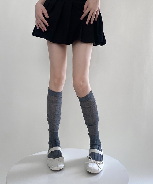 HALEY PESCA（ヘーリーペスカ）の「HALEY PESCA/シースルー　ルーズハイソックス（ソックス/靴下・レディース・グレー/ブラック/ホワイト/ダークグレー/ピンク・FREE）」の11枚目の写真