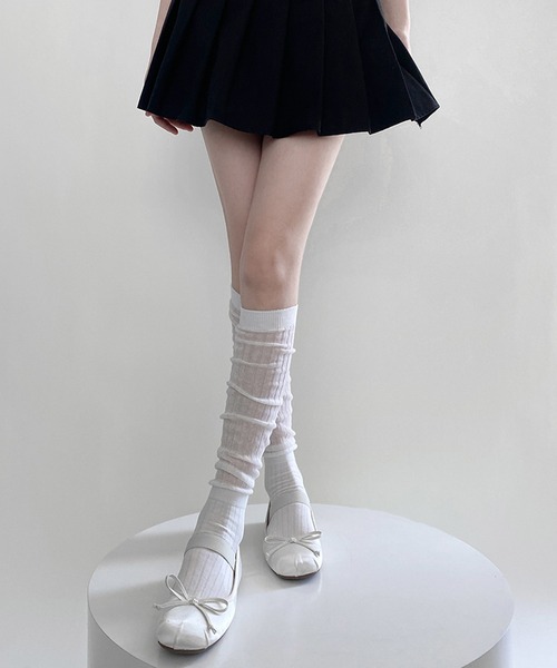 HALEY PESCA（ヘーリーペスカ）の「HALEY PESCA/シースルー　ルーズハイソックス（ソックス/靴下・レディース・グレー/ブラック/ホワイト/ダークグレー/ピンク・FREE）」の9枚目の写真