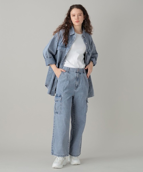 FOREVER 21（フォーエバー トゥエンティーワン）の「【2024SS】デニムカーゴストレートパンツ（デニムパンツ・レディース・ブルー/ブラック・FREE）」の7枚目の写真