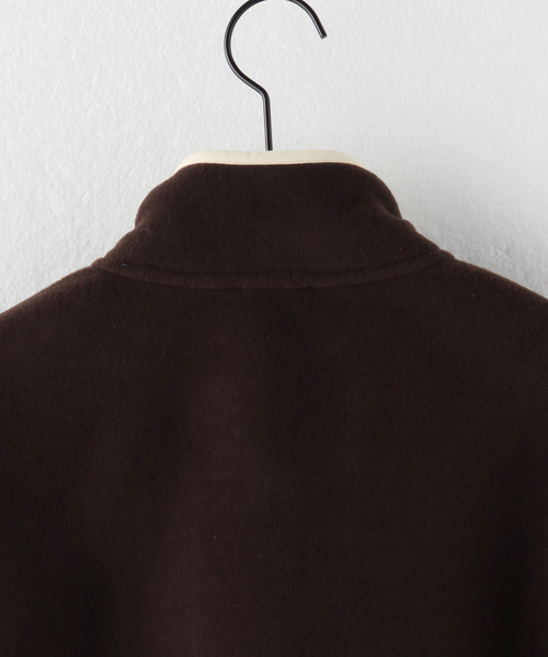 SPORTY&RICH（スポーティアンドリッチ）の「【SPORTY&RICH / スポーティアンドリッチ】BUTTONED POLAR SWEATSHIRT（スウェット・レディース・ブラウン・LARGE/MEDIUM/SMALL）」の4枚目の写真