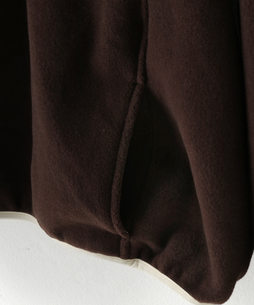 SPORTY&RICH（スポーティアンドリッチ）の「【SPORTY&RICH / スポーティアンドリッチ】BUTTONED POLAR SWEATSHIRT（スウェット・レディース・ブラウン・LARGE/MEDIUM/SMALL）」の9枚目の写真