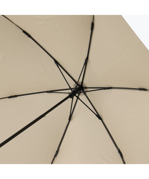 無印良品（ムジルシリョウヒン）の「晴雨兼用　２通りにたためる　折りたたみ傘　親骨の長さ５５ｃｍ・６本骨（折りたたみ傘・レディース・ベージュ・55cm）」の5枚目の写真