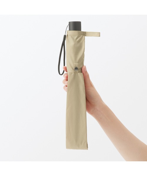 無印良品（ムジルシリョウヒン）の「晴雨兼用　２通りにたためる　折りたたみ傘　親骨の長さ５５ｃｍ・６本骨（折りたたみ傘・レディース・ベージュ・55cm）」の11枚目の写真