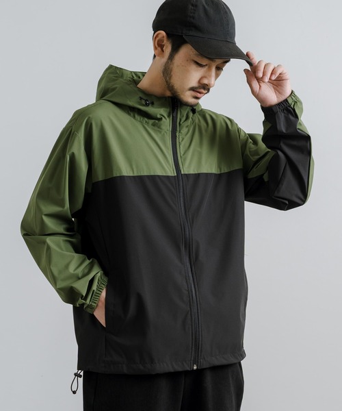 Rocky Monroe(ロッキーモンロー)の「フーデットウインドブレーカー / マウンテンパーカー(マウンテンパーカー・メンズ・ブルーグリーン/ベージュ/カーキ/カーキ系/ブルー系/ブラック/ブラック×カーキ/ベージュ系/ライトグリーン・LL/M/L)」の3枚目の写真