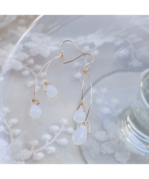 y.aHERMES ゴールド ホワイト スタッドピアス　ミニ JCパール付き ゴールド仕上げメタル スタッドピアス | JC Pearl