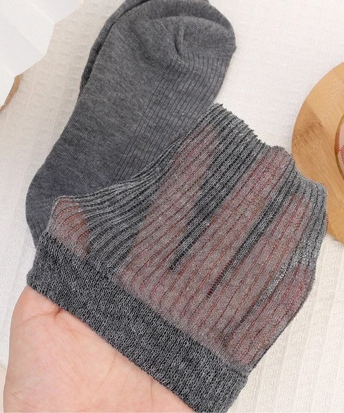 Port（ポート）の「【 Port / ポート 】  シアー 切り替え リブ ソックス #（ソックス/靴下・レディース・グレー/アイボリー/ブラック・FREE）」の4枚目の写真