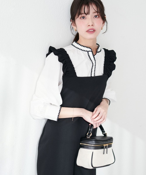 natural couture（ナチュラルクチュール）の「はまぐり刺繍配色ギャザーブラウス（シャツ/ブラウス・レディース・オフホワイト/サックスブルー/ライトベージュ・FREE）」の2枚目の写真