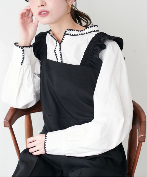 natural couture（ナチュラルクチュール）の「はまぐり刺繍配色ギャザーブラウス（シャツ/ブラウス・レディース・オフホワイト/サックスブルー/ライトベージュ・FREE）」の4枚目の写真