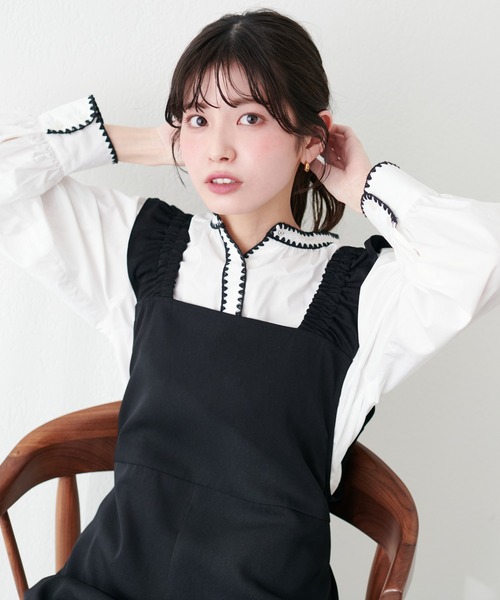 natural couture（ナチュラルクチュール）の「はまぐり刺繍配色ギャザーブラウス（シャツ/ブラウス・レディース・オフホワイト/サックスブルー/ライトベージュ・FREE）」の5枚目の写真