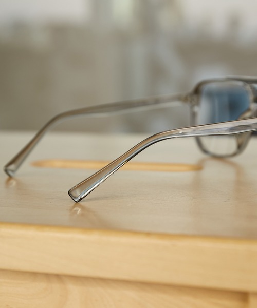 JUNRED（ジュンレッド）の「ダブルブリッジサングラス（サングラス・メンズ・ホワイト系その他・FREE）」の4枚目の写真