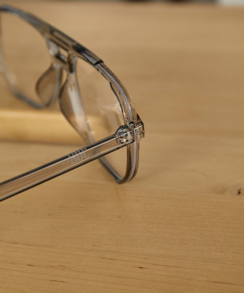 JUNRED（ジュンレッド）の「ダブルブリッジサングラス（サングラス・メンズ・ホワイト系その他・FREE）」の6枚目の写真