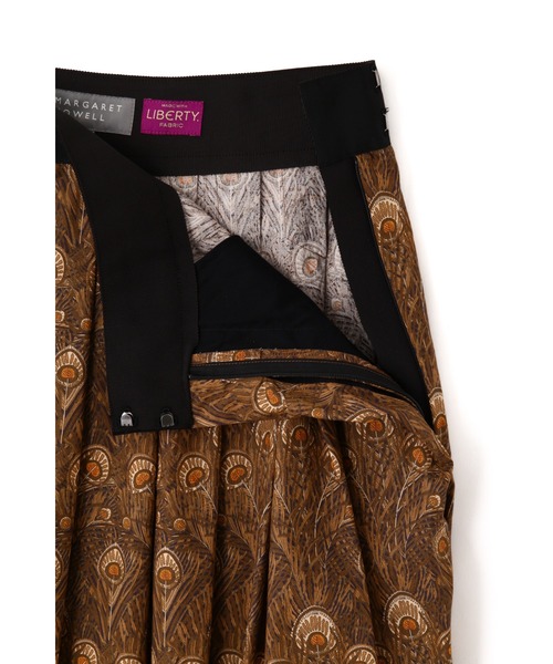 マーガレットハウエル LIBERTY ARCHIVE COTTON スカート MARGARET HOWELL（マーガレットハウエル）の「LIBERTY ARCHIVE