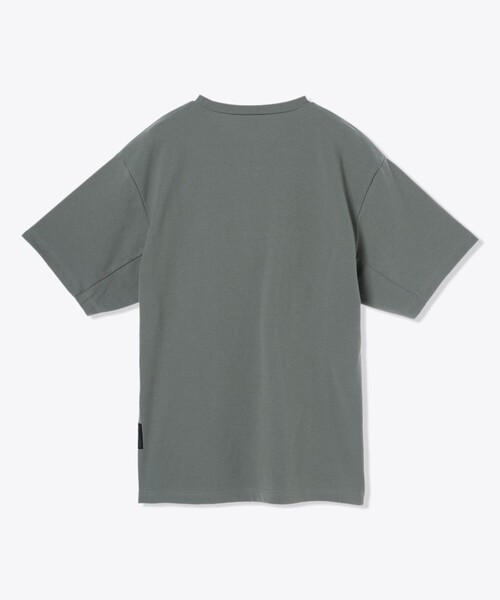 Columbia(コロンビア)の「限定展開 UVカット COLUMBIA BLACK LABEL/メンズ クリントンリム ショートスリーブクルー ストレッチ天竺/コロンビアブラックレーベル(Tシャツ/カットソー・メンズ・ホワイト/ダークグリーン/セージグリーン/ブラック・L/XL/S/M)」の13枚目の写真