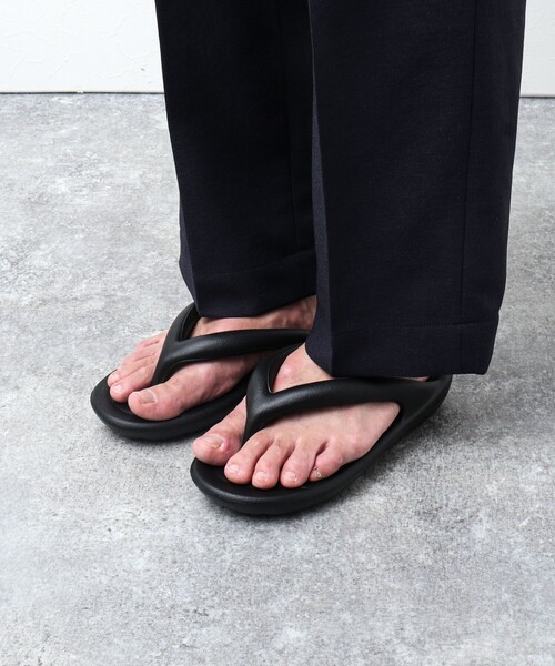 TAW&TOE（トーアンドトー）の「【TAW&TOE/トーアンドトー】ZEROVITY Flipflop OG リカバリーサンダル（サンダル・メンズ・ブラック/チャコールグレー・XL/L/M）」の13枚目の写真