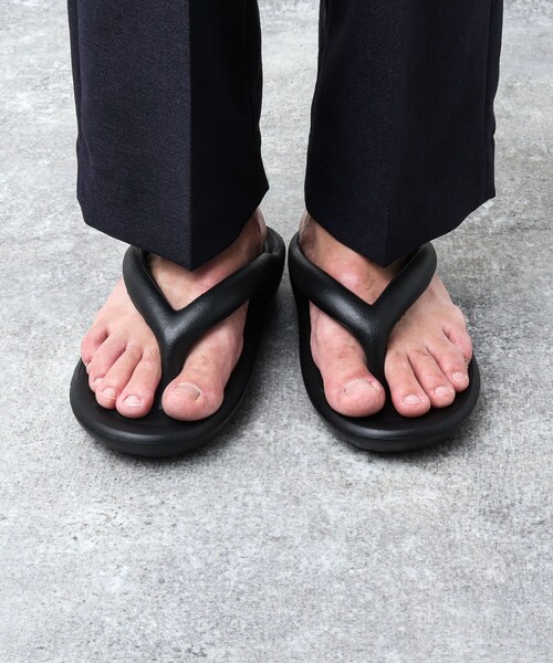 TAW&TOE（トーアンドトー）の「【TAW&TOE/トーアンドトー】ZEROVITY Flipflop OG リカバリーサンダル（サンダル・メンズ・ブラック/チャコールグレー・XL/L/M）」の14枚目の写真