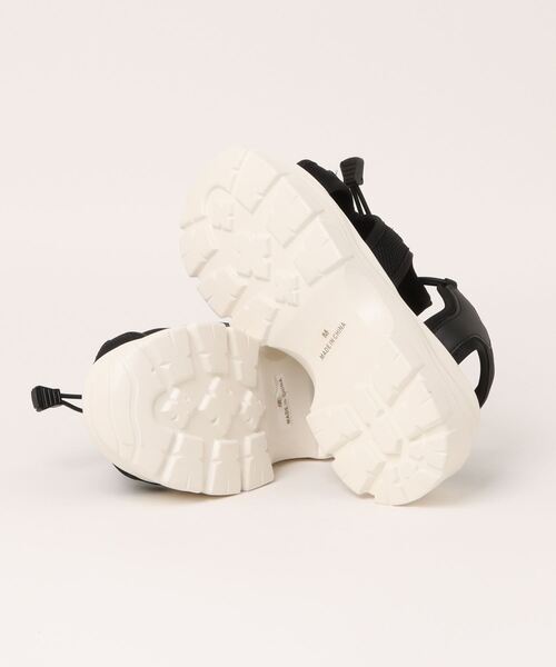 clear（クリア）の「厚底スポーツサンダル（サンダル・レディース・オフホワイト/ブラック・L/M）」の4枚目の写真