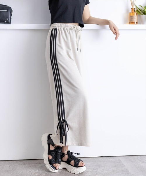 clear（クリア）の「厚底スポーツサンダル（サンダル・レディース・オフホワイト/ブラック・L/M）」の6枚目の写真