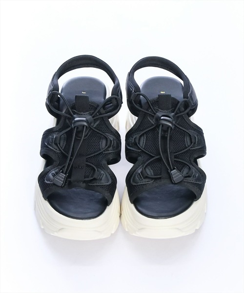clear（クリア）の「厚底スポーツサンダル（サンダル・レディース・オフホワイト/ブラック・L/M）」の9枚目の写真