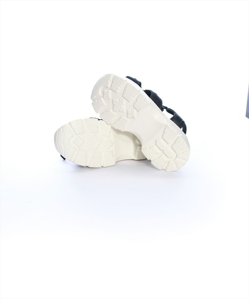 clear（クリア）の「厚底スポーツサンダル（サンダル・レディース・オフホワイト/ブラック・L/M）」の10枚目の写真