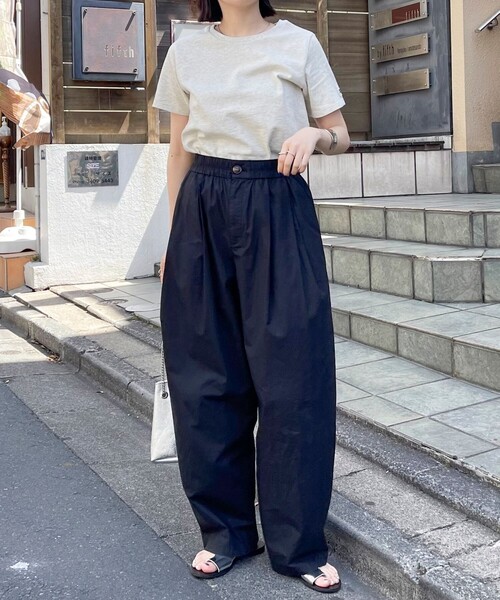 fredy emue（フレディエミュ）の「【新色登場】FRワッペンBASIC Tシャツ（Tシャツ/カットソー・レディース・チャコールグレー/ライトグレー/グレイッシュベージュ/オフホワイト/グレー・38）」の15枚目の写真