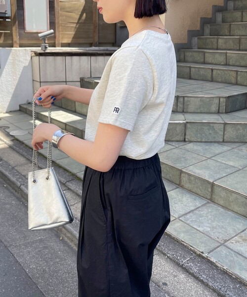 fredy emue（フレディエミュ）の「【新色登場】FRワッペンBASIC Tシャツ（Tシャツ/カットソー・レディース・チャコールグレー/ライトグレー/グレイッシュベージュ/オフホワイト/グレー・38）」の22枚目の写真