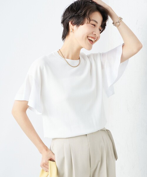 NOLLEY’S Sophi(ノーリーズソフィ)の「《手洗い可能》シアーフレアスリーブプルオーバーカットソー(ニット/セーター・レディース・ベージュ/ブラック/オフホワイト・38)」の2枚目の写真