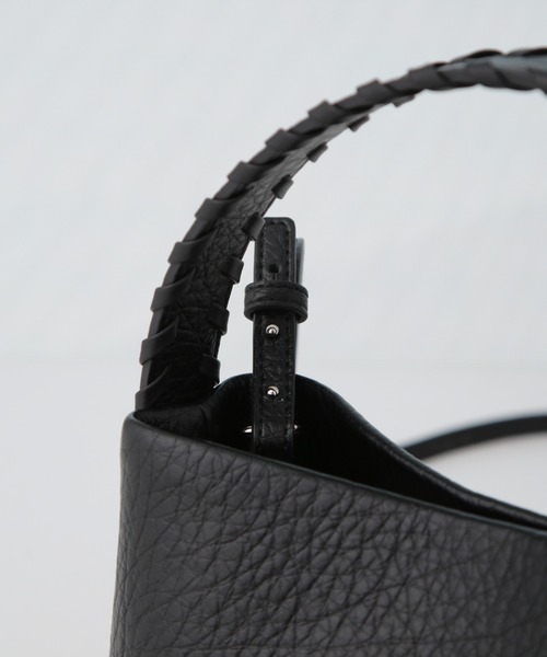 ADD CULUMN（アドカラム）の「ADD CULUMN/TURN WIDE SHLD（ハンドバッグ・レディース・ブラック/ブラウン・FREE）」の3枚目の写真