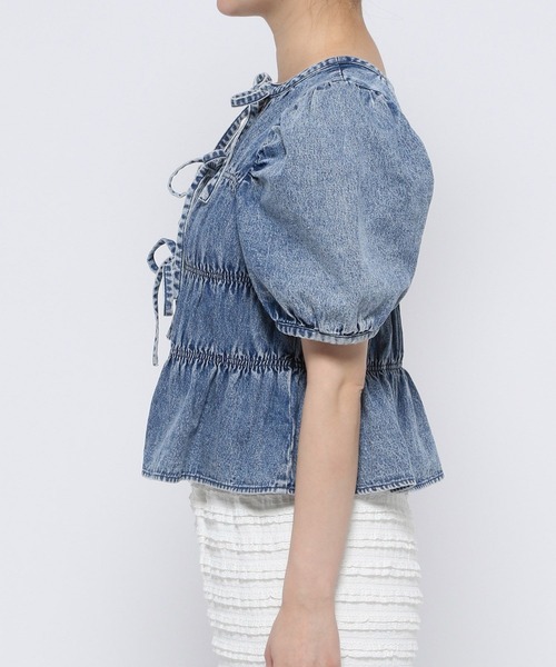 LOWRYS FARM（ローリーズファーム）の「デニムシャーリングブラウス６Ｓ 116623（シャツ/ブラウス・レディース・ブラック/ブルー・FREE）」の8枚目の写真