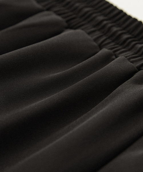 Alfred Alex(アルフレッドアレックス)の「【Alfred Alex】ダブルフェイス ラインワイドトラックショートパンツ/バスパン(その他パンツ・メンズ・ブラック/チャコールグレー/サックスブルー/グレイッシュベージュ/グレイッシュブルー/ブラック系・L/M/S)」の18枚目の写真