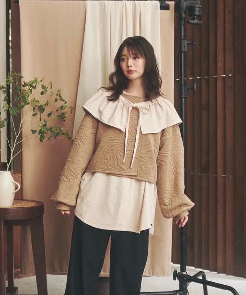 moi tytto（モイテュット）の「フリル付きクルーネックコーデュロイ