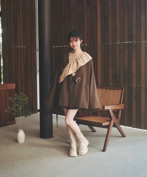 moi tytto(モイテュット)の「フリル付きクルーネックコーデュロイシャツ(シャツ/ブラウス・レディース・ナチュラル/ベージュ/ブラウン・FREE)」の8枚目の写真