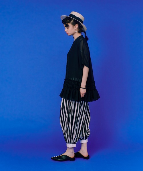 manana suerte(マニャーナスエルテ)の「ボリュームフリルシアーブラウス(シャツ/ブラウス・レディース・ブラック・FREE)」の12枚目の写真