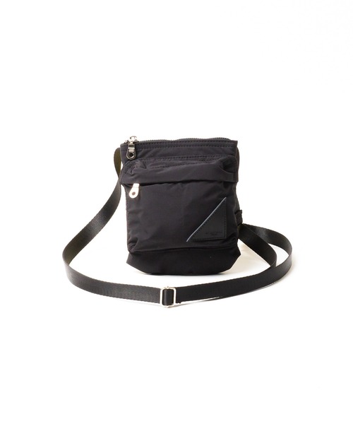 ADAM PATEK（アダムパテック）の「ADAM PATEK/【Anza】BREATHATEC mini shoulderbag（ショルダーバッグ・メンズ・ネイビー/ブラック・ONESIZE）」の7枚目の写真