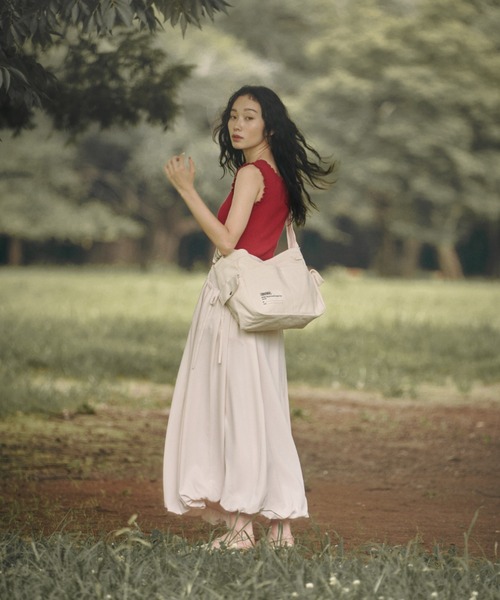 moi tytto(モイテュット)の「フリルニットタンクトップ(タンクトップ・レディース・レッド/ベージュ/ナチュラル・FREE)」の19枚目の写真