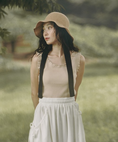 moi tytto(モイテュット)の「フリルニットタンクトップ(タンクトップ・レディース・レッド/ベージュ/ナチュラル・FREE)」の9枚目の写真