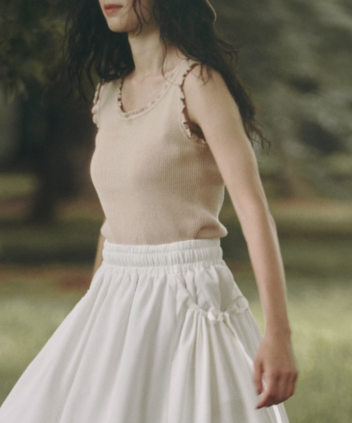 moi tytto(モイテュット)の「フリルニットタンクトップ(タンクトップ・レディース・レッド/ベージュ/ナチュラル・FREE)」の10枚目の写真