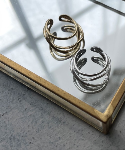 cheriella（シェリエラ）の「【cheriella】3連クロスラインリング TRIPLE CROSS LINE RING（リング・レディース・シルバー/ゴールド・FREE）」の13枚目の写真
