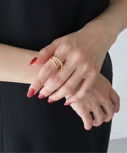 cheriella（シェリエラ）の「【cheriella】3連クロスラインリング TRIPLE CROSS LINE RING（リング・レディース・シルバー/ゴールド・FREE）」の9枚目の写真