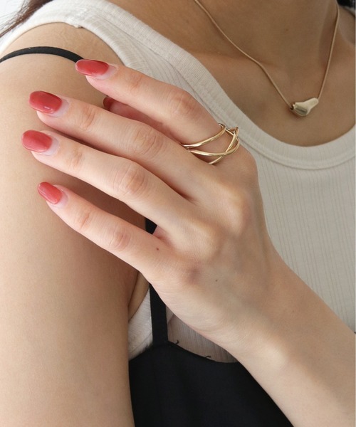 cheriella（シェリエラ）の「【cheriella】3連クロスラインリング TRIPLE CROSS LINE RING（リング・レディース・シルバー/ゴールド・FREE）」の7枚目の写真