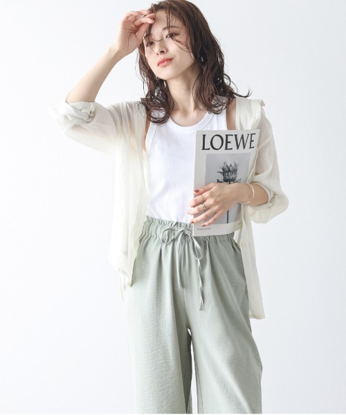 La-gemme（ラジェム）の「シアーシャツ（シャツ/ブラウス・レディース・ベージュ/ブルー/アイボリー/ブラック/ホワイト・フリー）」の2枚目の写真