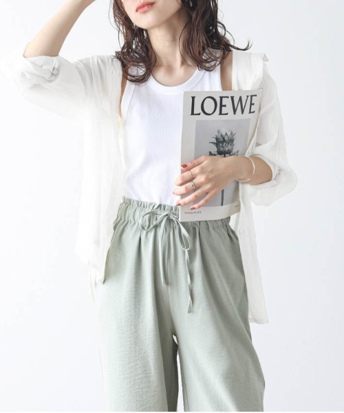 La-gemme（ラジェム）の「シアーシャツ（シャツ/ブラウス・レディース・ベージュ/ブルー/アイボリー/ブラック/ホワイト・フリー）」の20枚目の写真